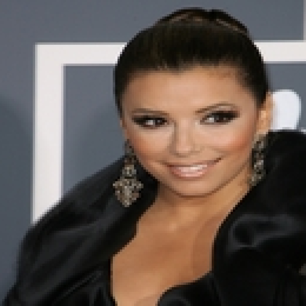 إيفا لونجوريا : دبي قطعة من الجنة