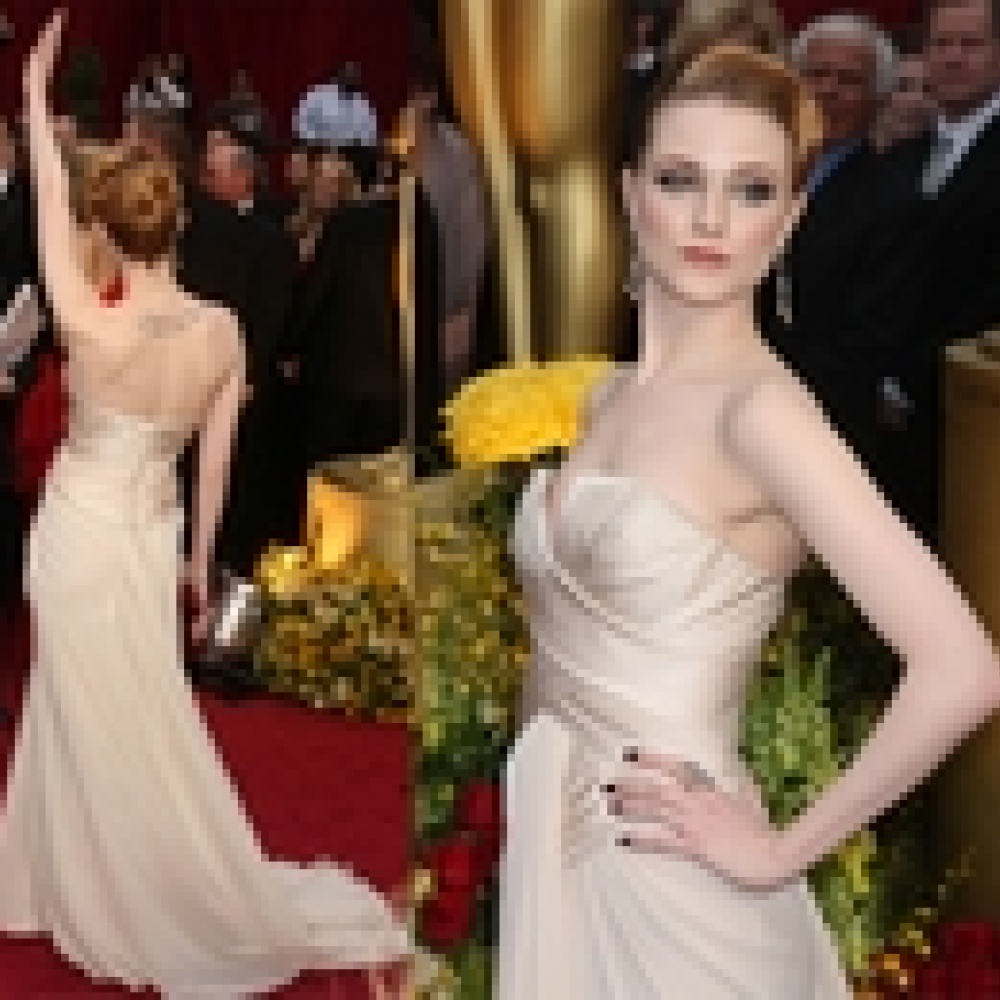 نجمات هوليود يتألقن بآخر إبداعات دور الأزياء العالمية