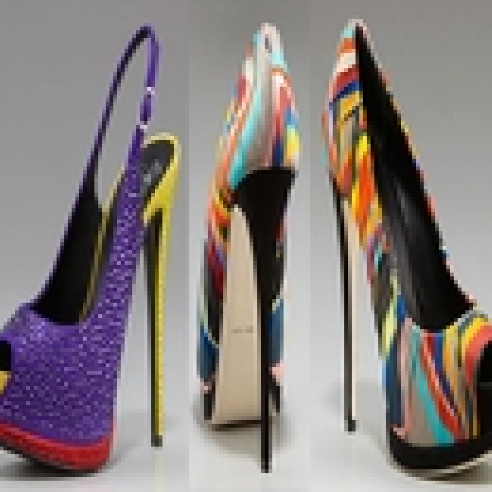 جيوسبي زانوتي تطرح تشكيلة غير تقليدية لخريف وشتاء 2011-2012