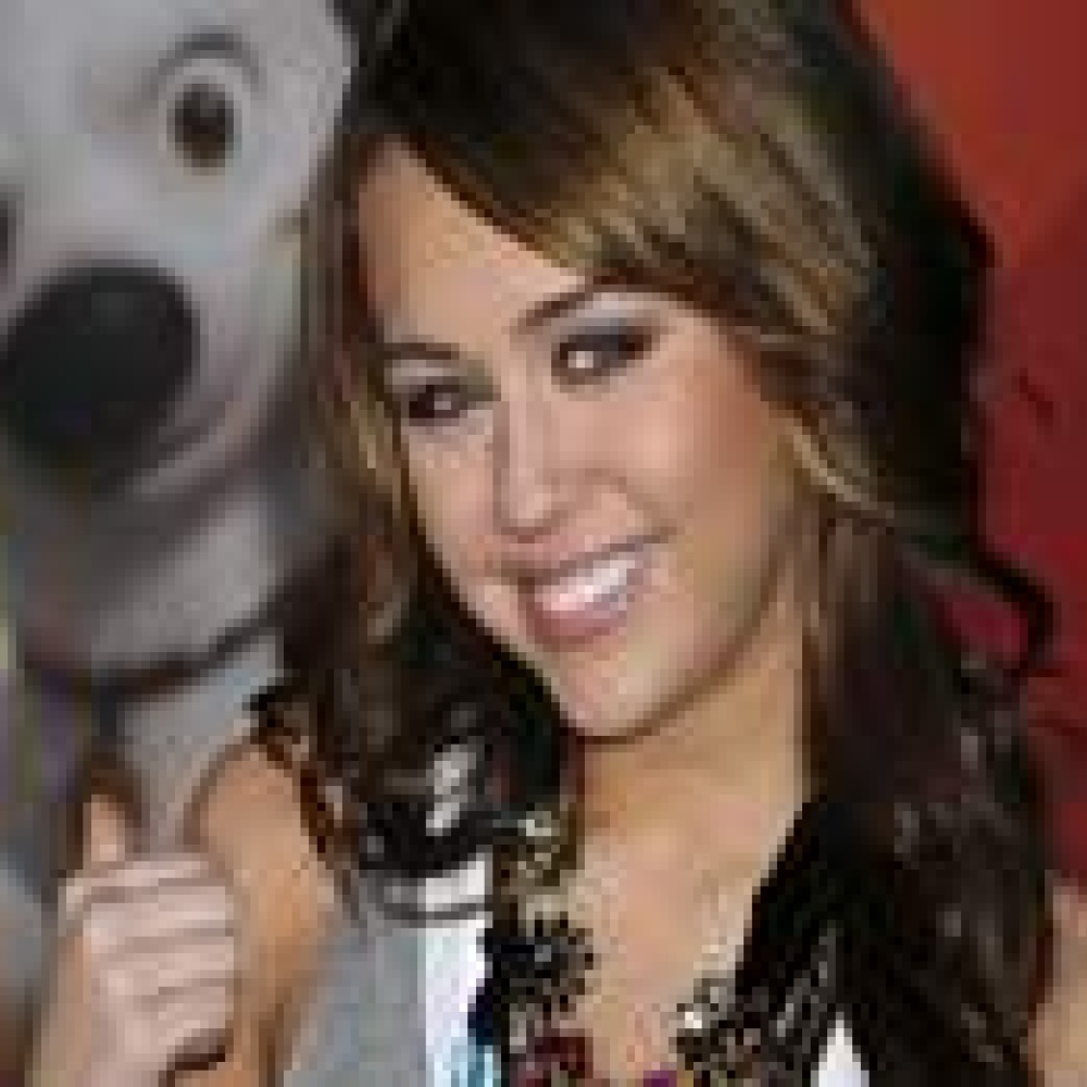 هانا مونتانا تدخل مجال الإنتاج