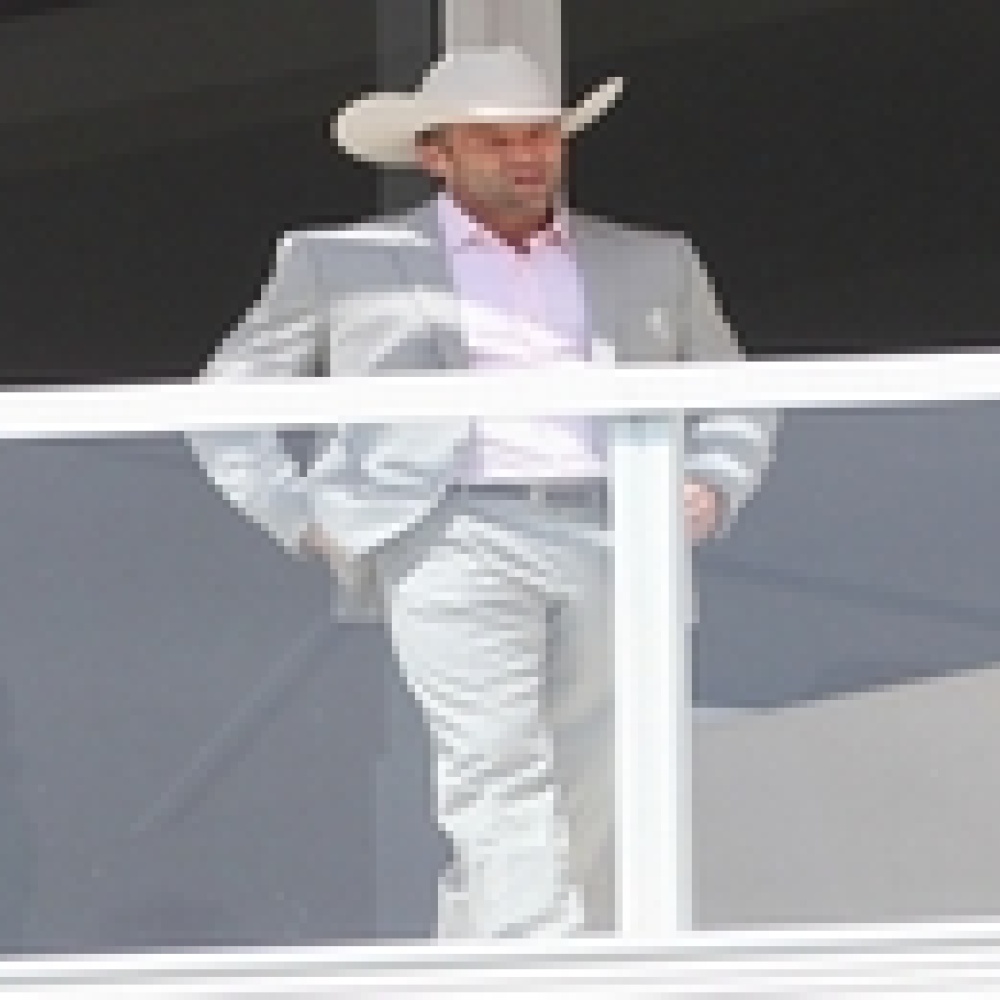 نشاط سينمائي متواصل للنجم جاسون ستاثام