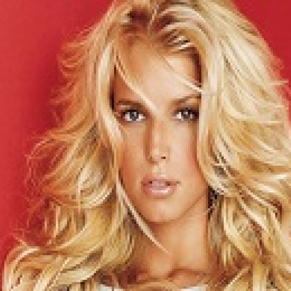 سيمبسون مرشدة للموضة في برنامج تلفزيوني