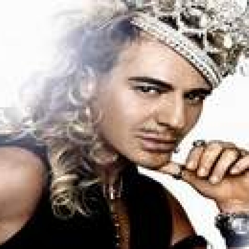 بعد طرده من ديور.... جون غاليانو ينفي معادة السامية