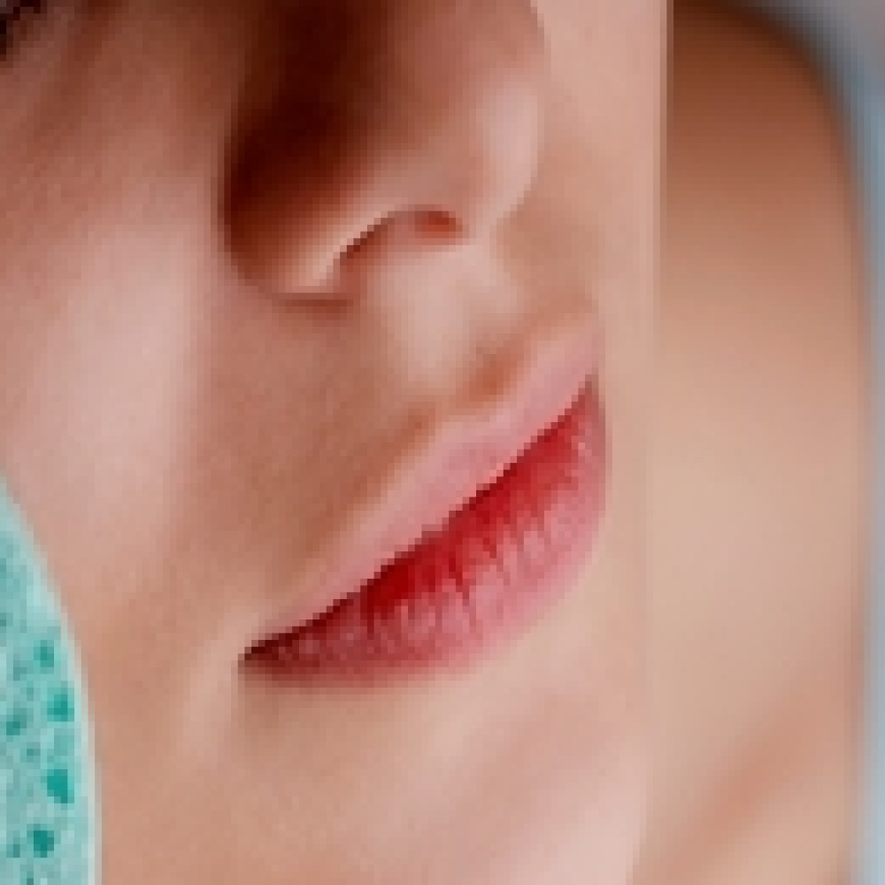 Lip Scrub لعلاج الشفاه المقشرة