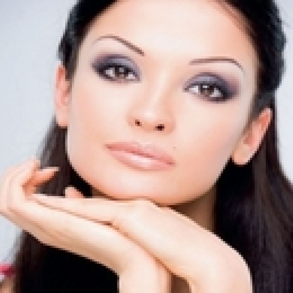 كيف تجعلين عيونك تبدو كبيرة