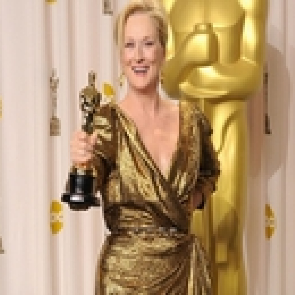 تينا فاي وميريل ستريب على السجادة الحمراء في حفل توزيع جوائز الأوسكار