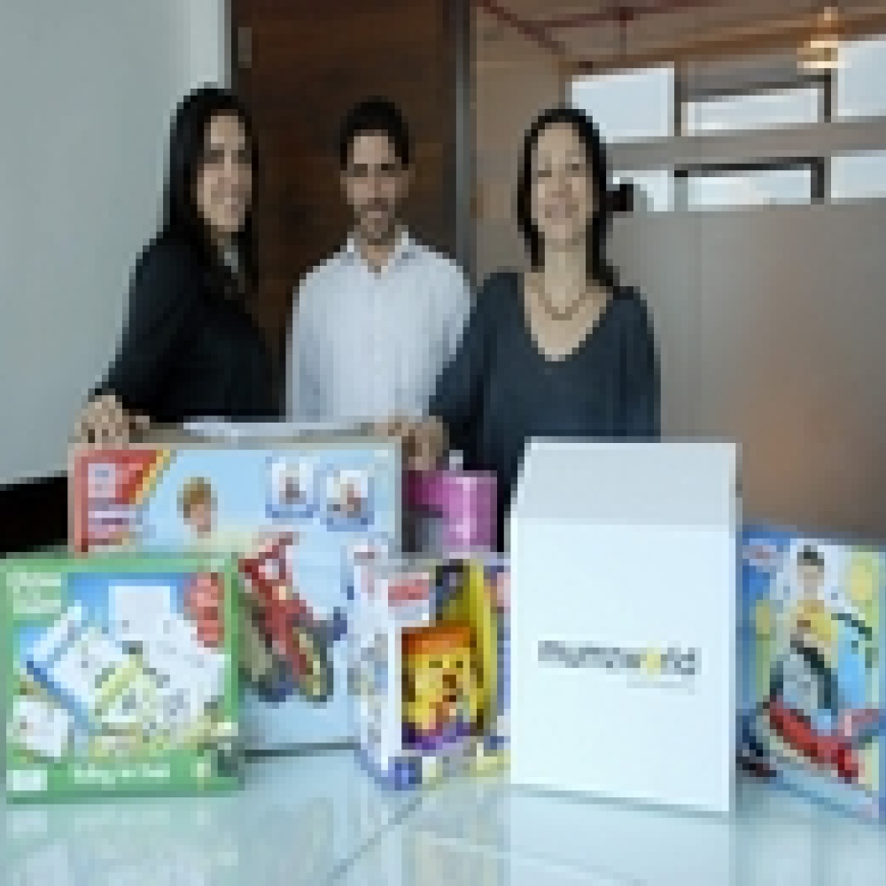 مجلة &quot;هي&quot; تحاور منى عطايا الرئيس التنفيذي لـ Mumzworld 