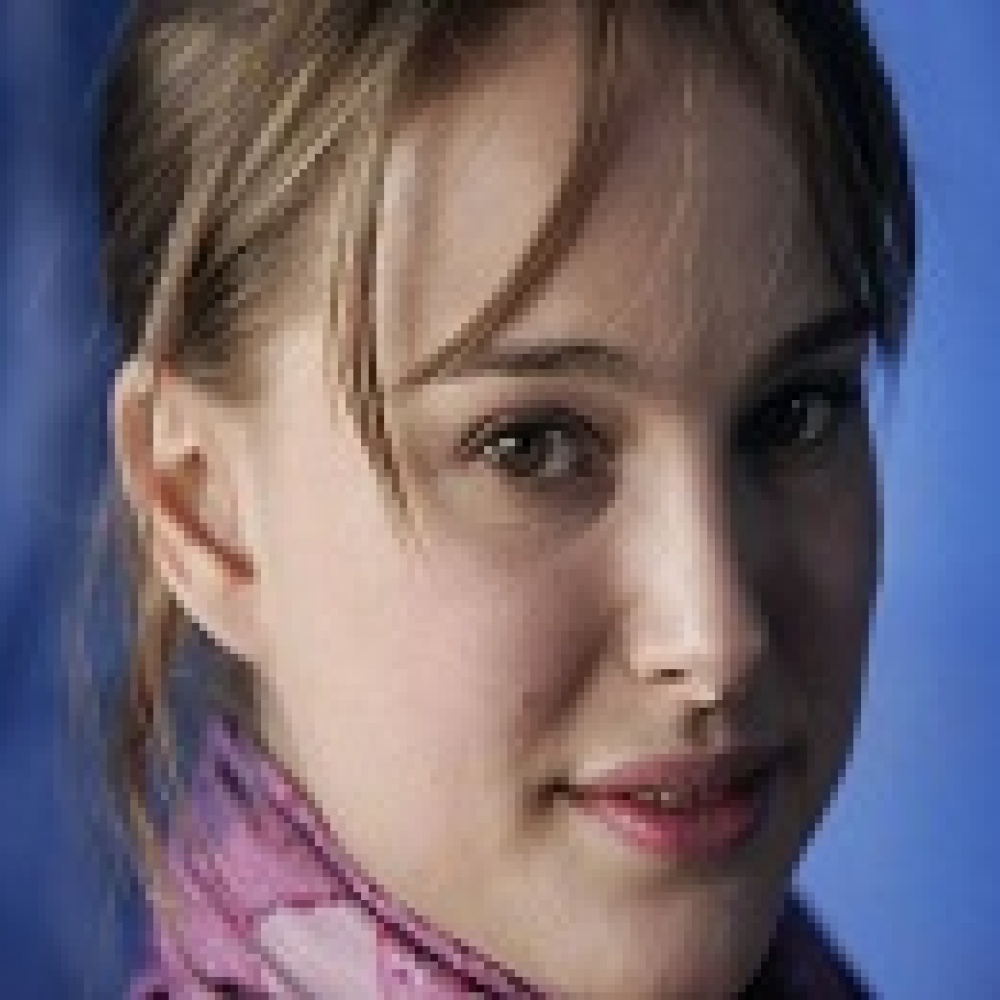 ناتالي بورتمان تحقق حلم الأمومة