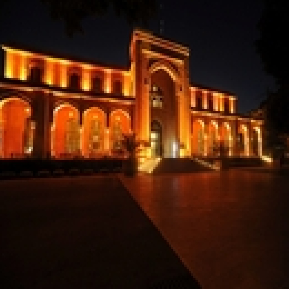  هرمس  تعزِّز علاقاتها المنسوجة مع لبنان