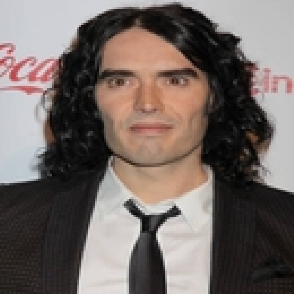 راسل براند ينتج ويمثل فيلم  الرئيس سرق حبيبتي 