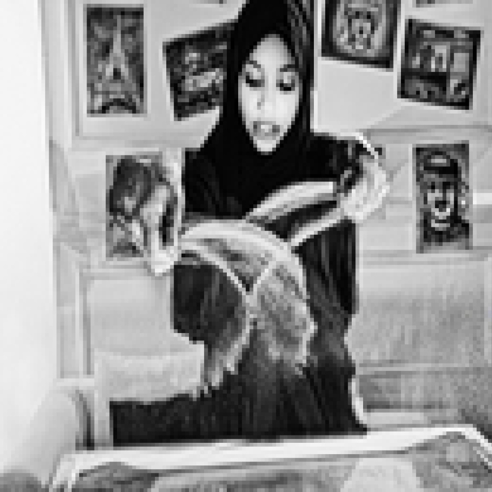 اختيار فارس ومصورة ورسامة وفنانة الرسم على الرمل لتجسيد الفخامة العصرية التي تمتاز بها «جي سي»