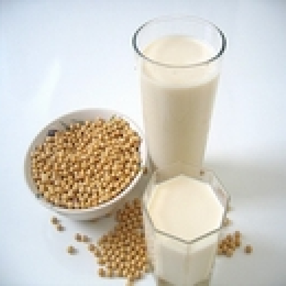 لبن الصويا مع اللوز بعد الأروبيك 