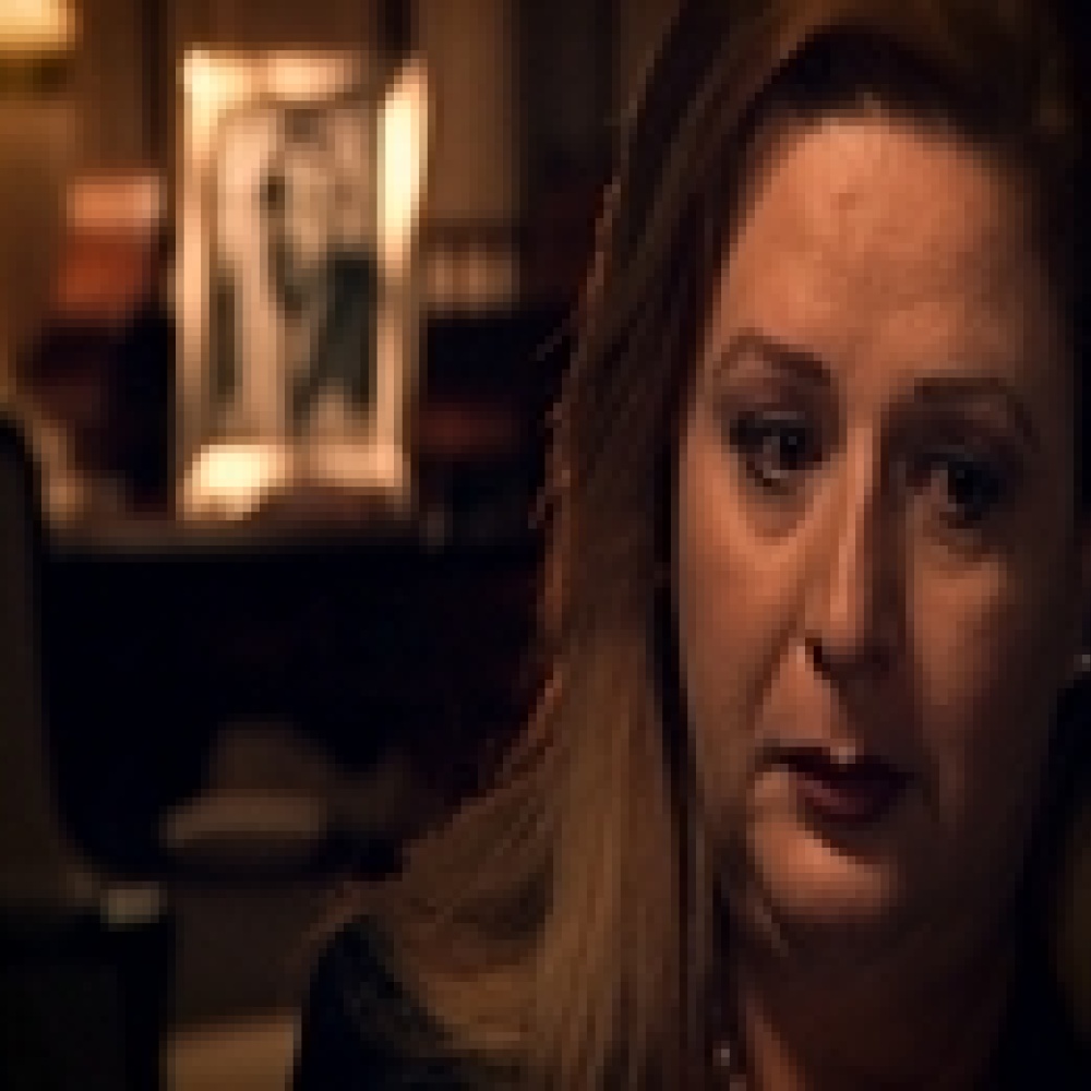 سهى عرفات:  تلقي الضوء حول ياسر عرفات في فيلم عنه في مهرجان دبي السينمائي الدولي الثامن 