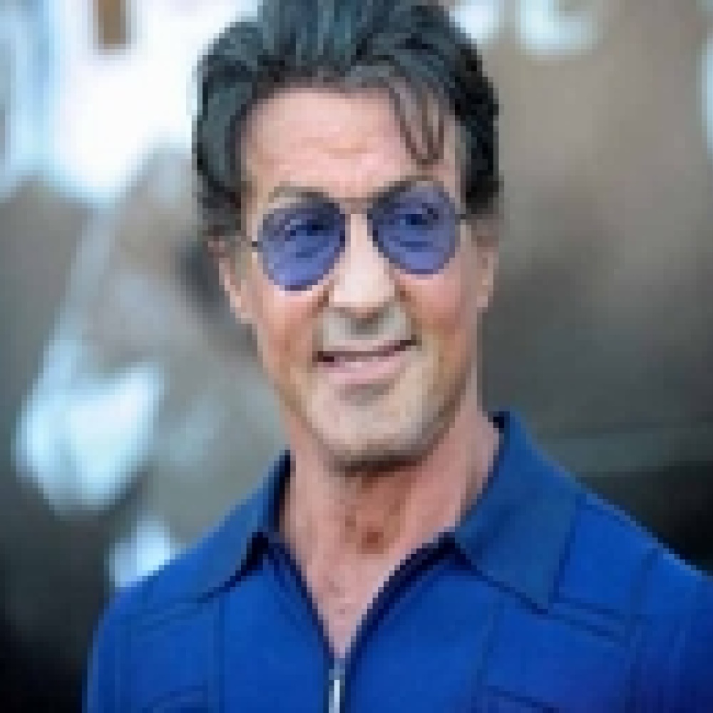 سيلفستر ستالون يعرض منزله للبيع