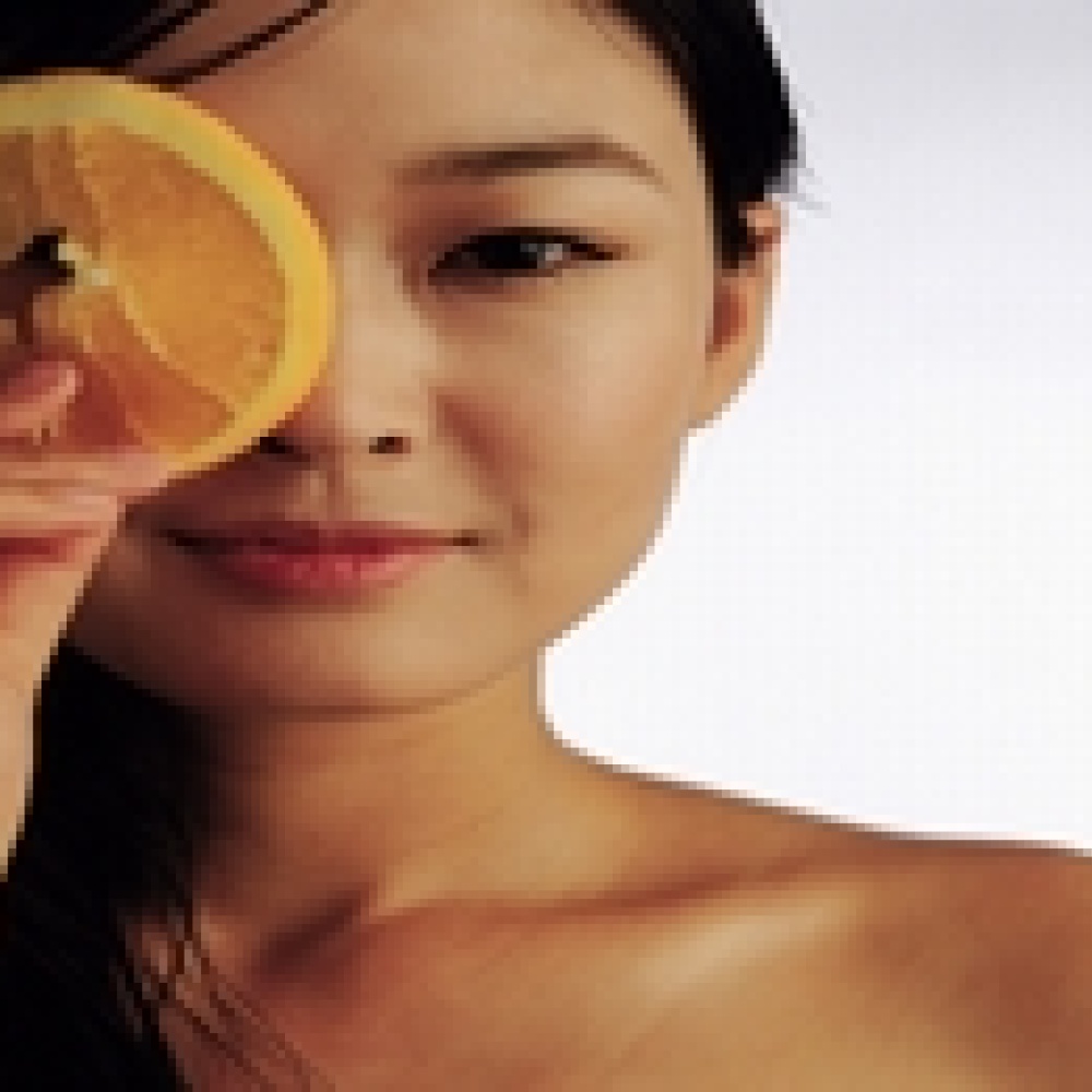 الخضروات والفاكهة تعزز البشرة أكثر من الكريمات