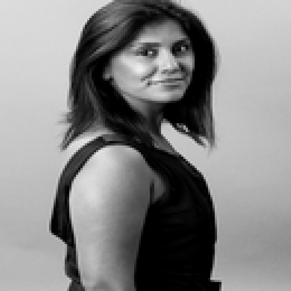 دردشي مع فيمي جوشي فنانة الماكياج الرئيسية في ماك لمنطقة الشرق الأوسط والهند