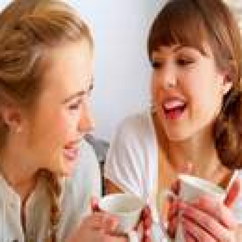 الشاي ينعم الجلد ويمنح الشعر لمعانا خاصا