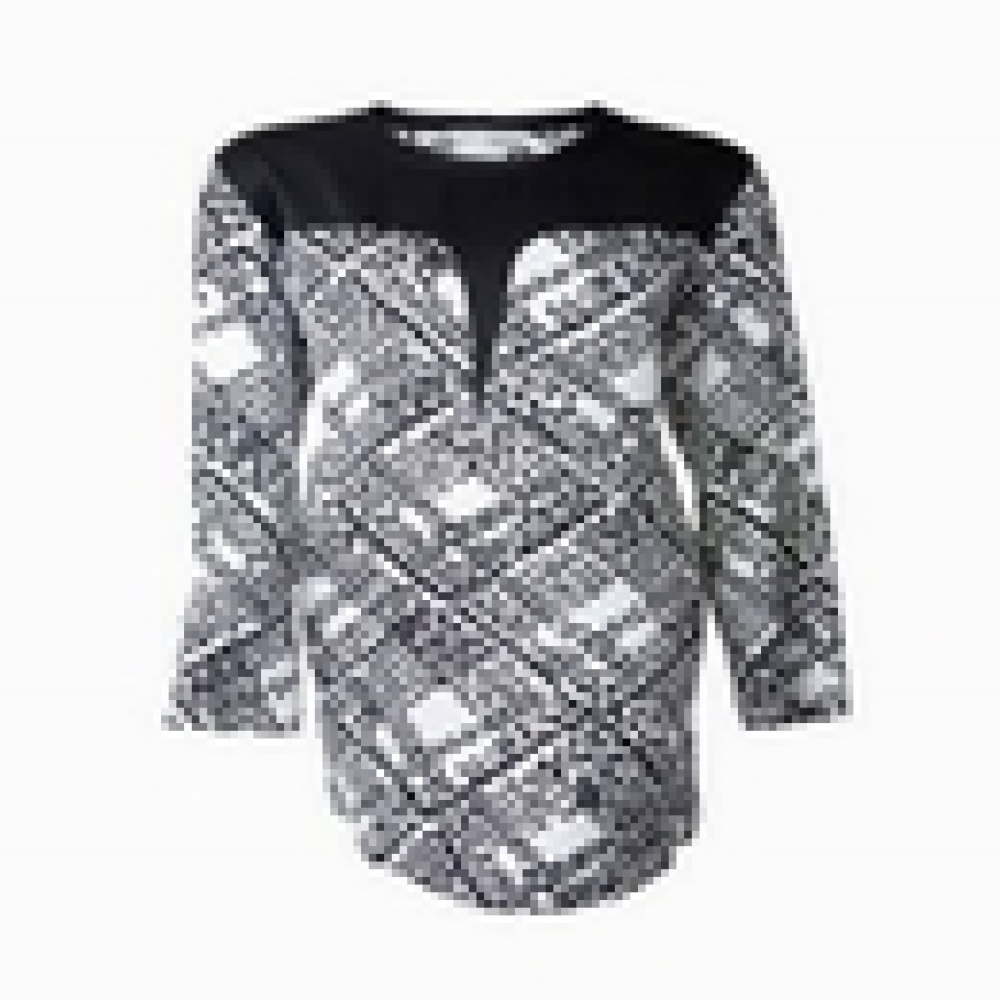  تألَقي بفستان من مجموعة إيف سان لوران