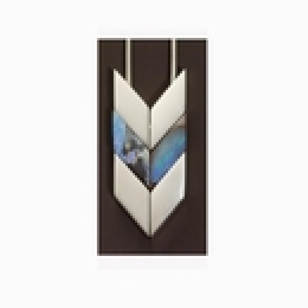 أوربان بولدر تطلق قلادة جديدة للرقبة