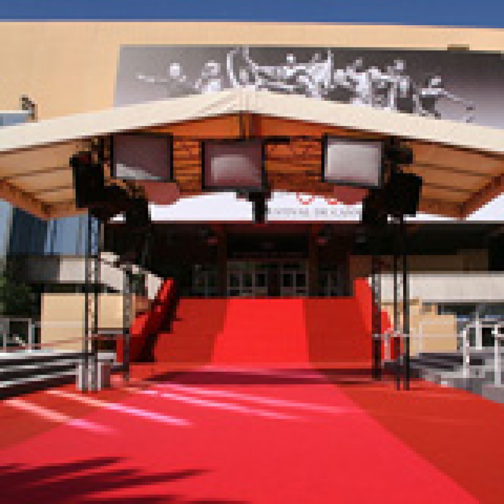 مهرجان كان... سباق محموم بين نجوم الفن  