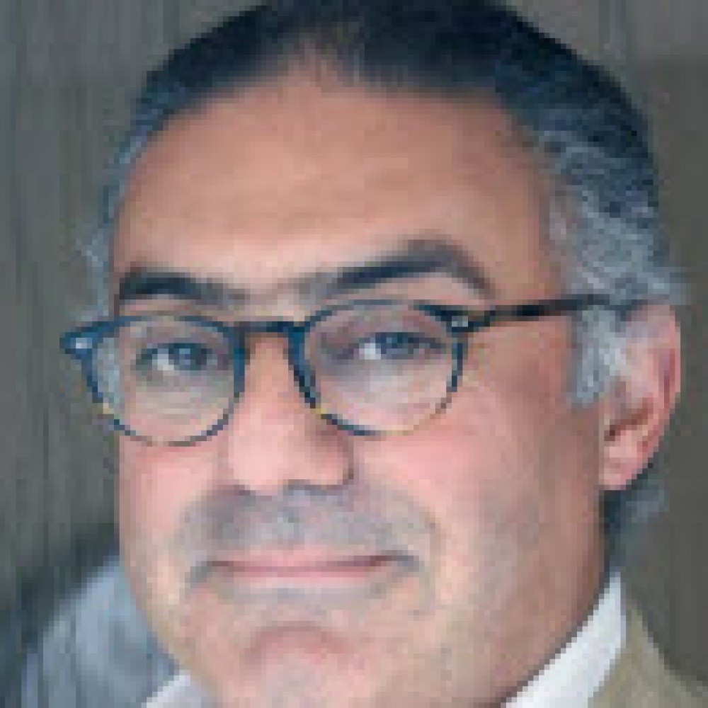 ربيع حاج مصمم الديكور والمهندس المعماري العالمي:"أنا جامع تصاميم والتنوع يغنيني ويغني أي إنسان"