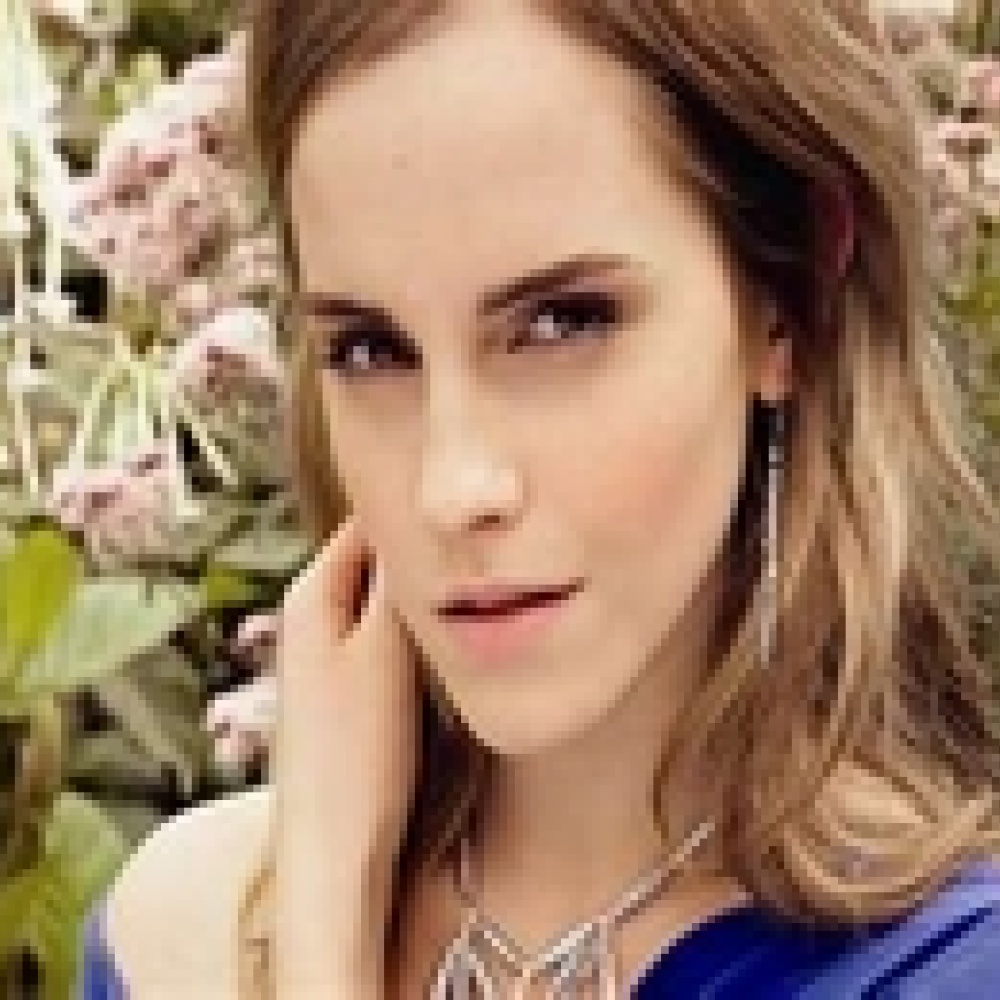 إيما واتسون على  ELLE 