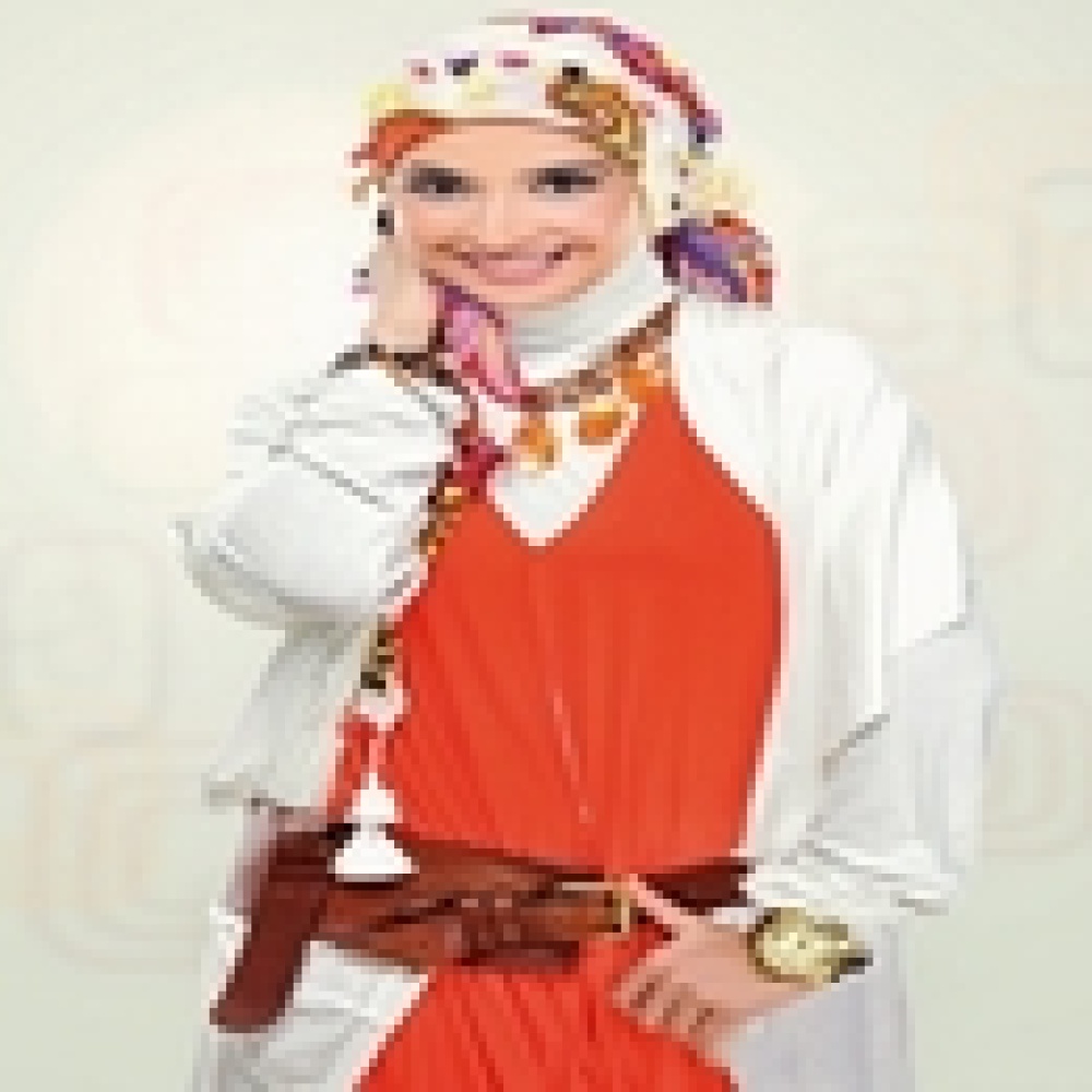 حنان ترك تستبق عيد الأضحى بجمع مساعدات للصومال