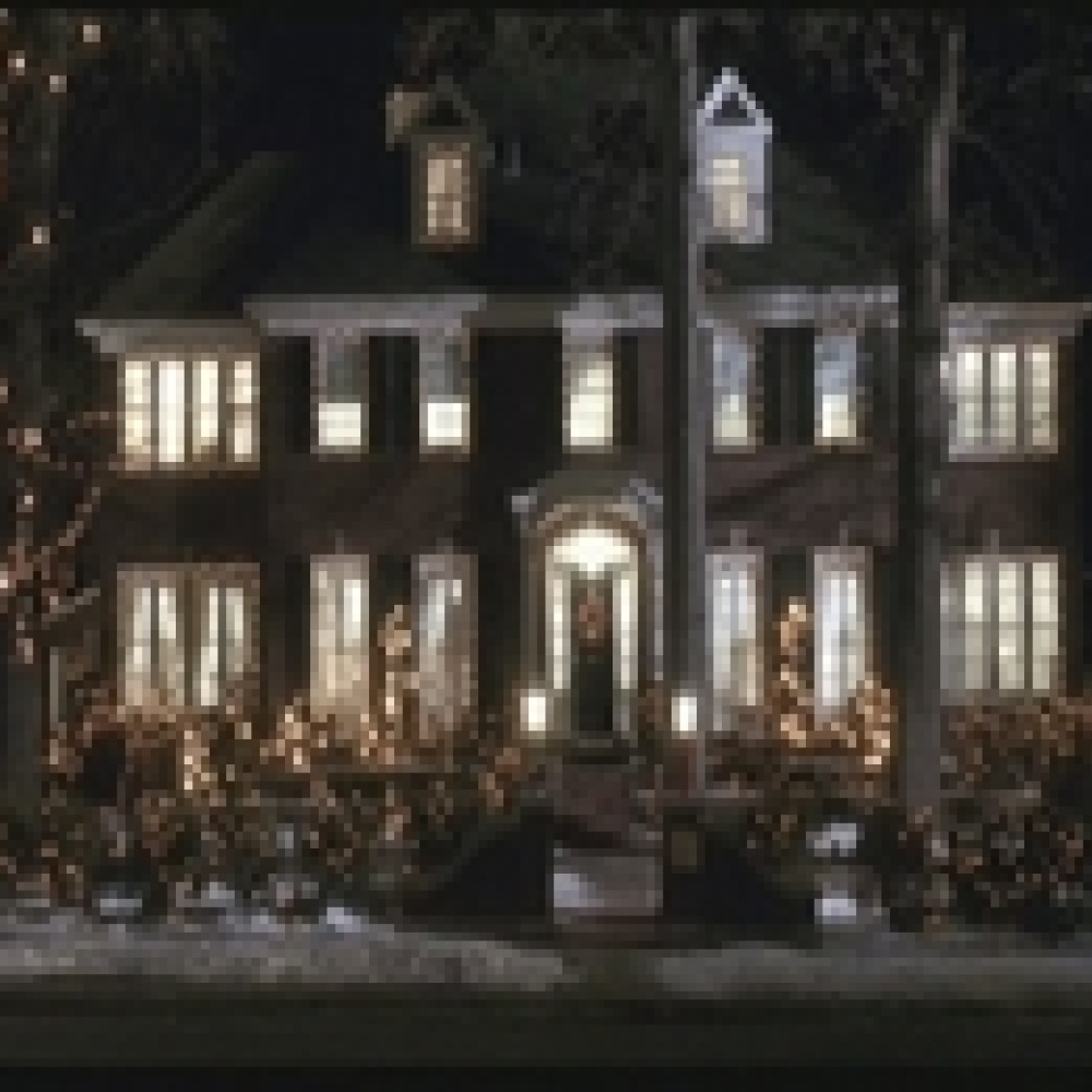  هوم ألون  بيع بـ 1.5 مليون دولاراً