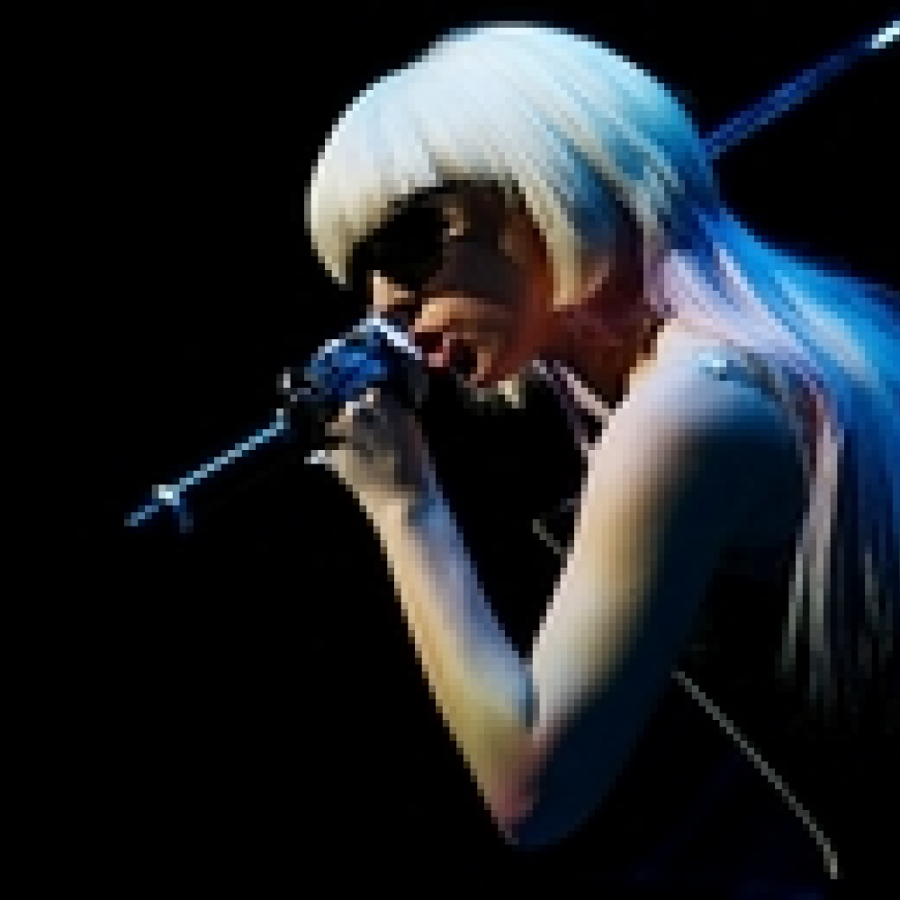 ليدي غاغا نجمة حفل رأس السنة في نيويورك