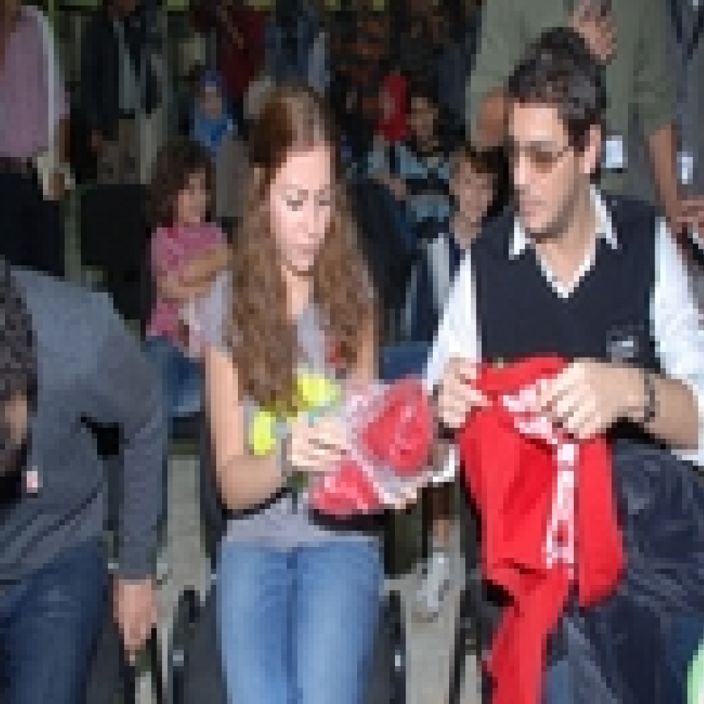 منه وخالد في اعلان لمكافحة الايدز