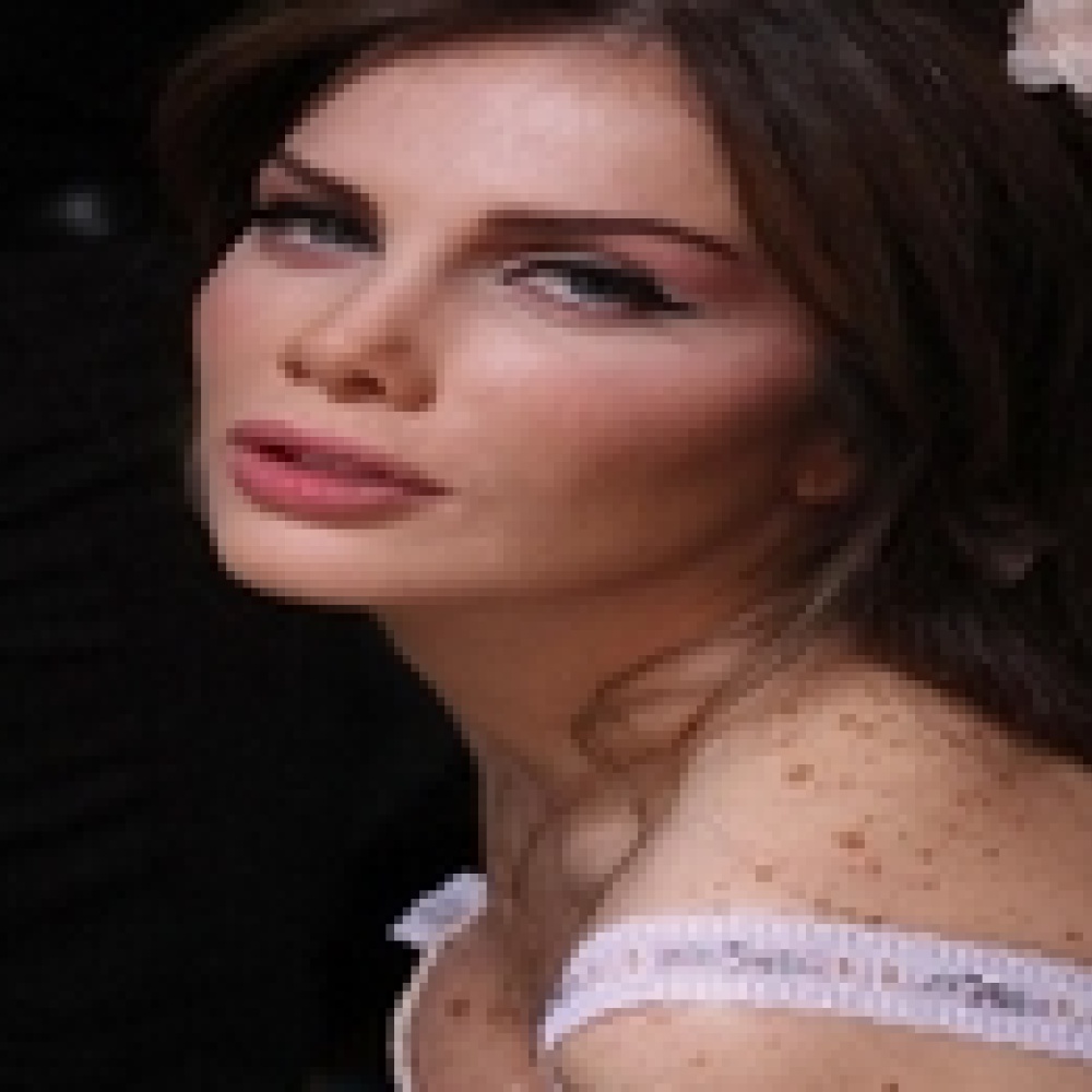نيكول سابا تهدد بمقاضاة صوت القاهرة
