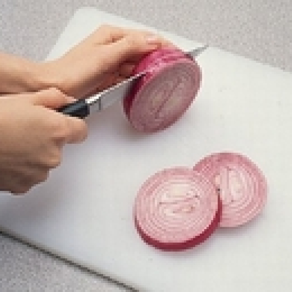 البصل يحمي من هشاشة العظام