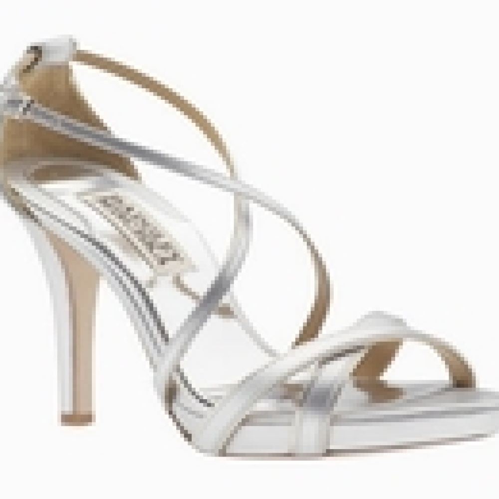 كيف تكوّنين خزانة أحذية متناسقة؟ الجزء الثالث