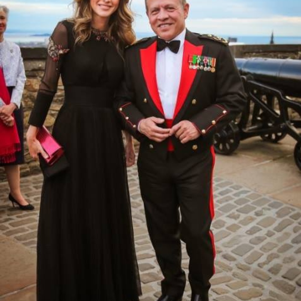 الملك عبدالله الثاني و الملكة رانيا خلال حضور مهرجان ادنبرة العسكري ٢٠١٦ يوم أمس