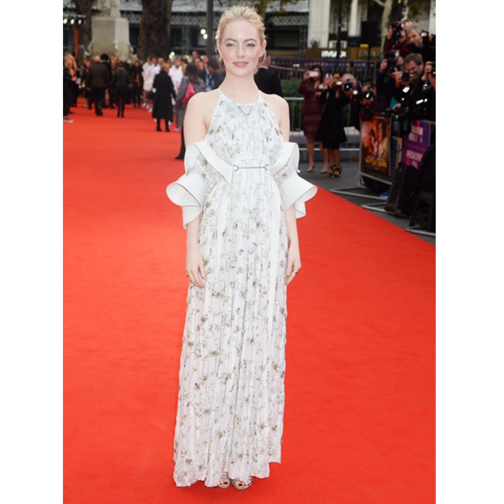 ايما ستون سفيرة Louis Vuitton الجديدة