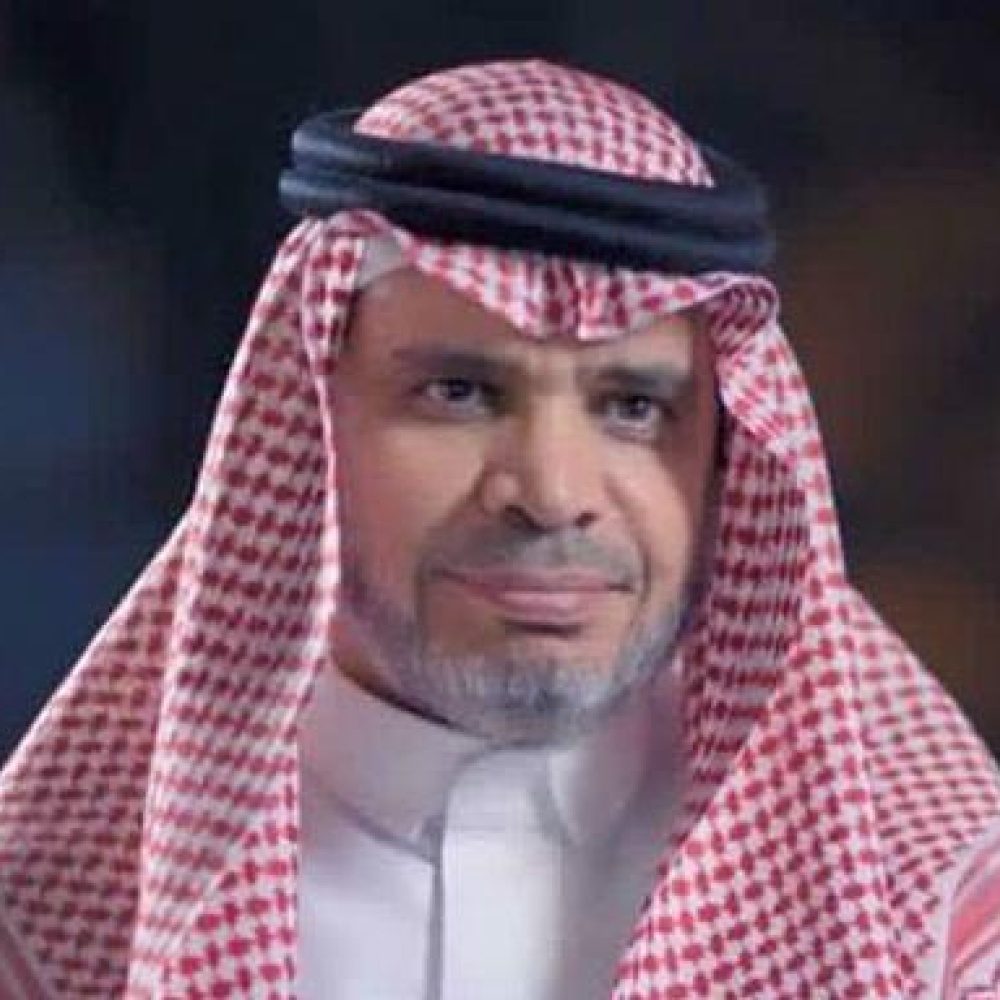وزير التعليم الدكتور أحمد العيسى