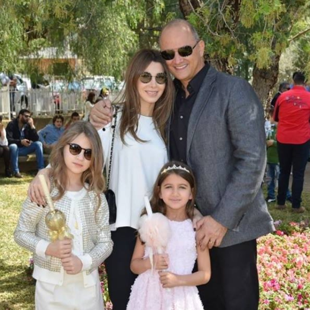 نانسي عجرم تشارك جمهورها صورة لطيفة مع عائلتها