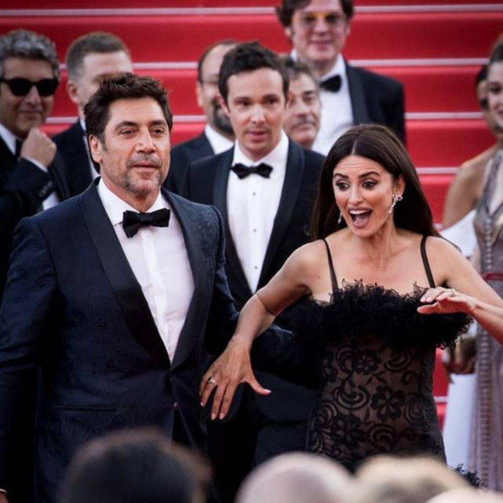 يبدو أن بينيلوبي كروز من أكثر النجمات المتحمسات لمهرجان كان السينمائي !