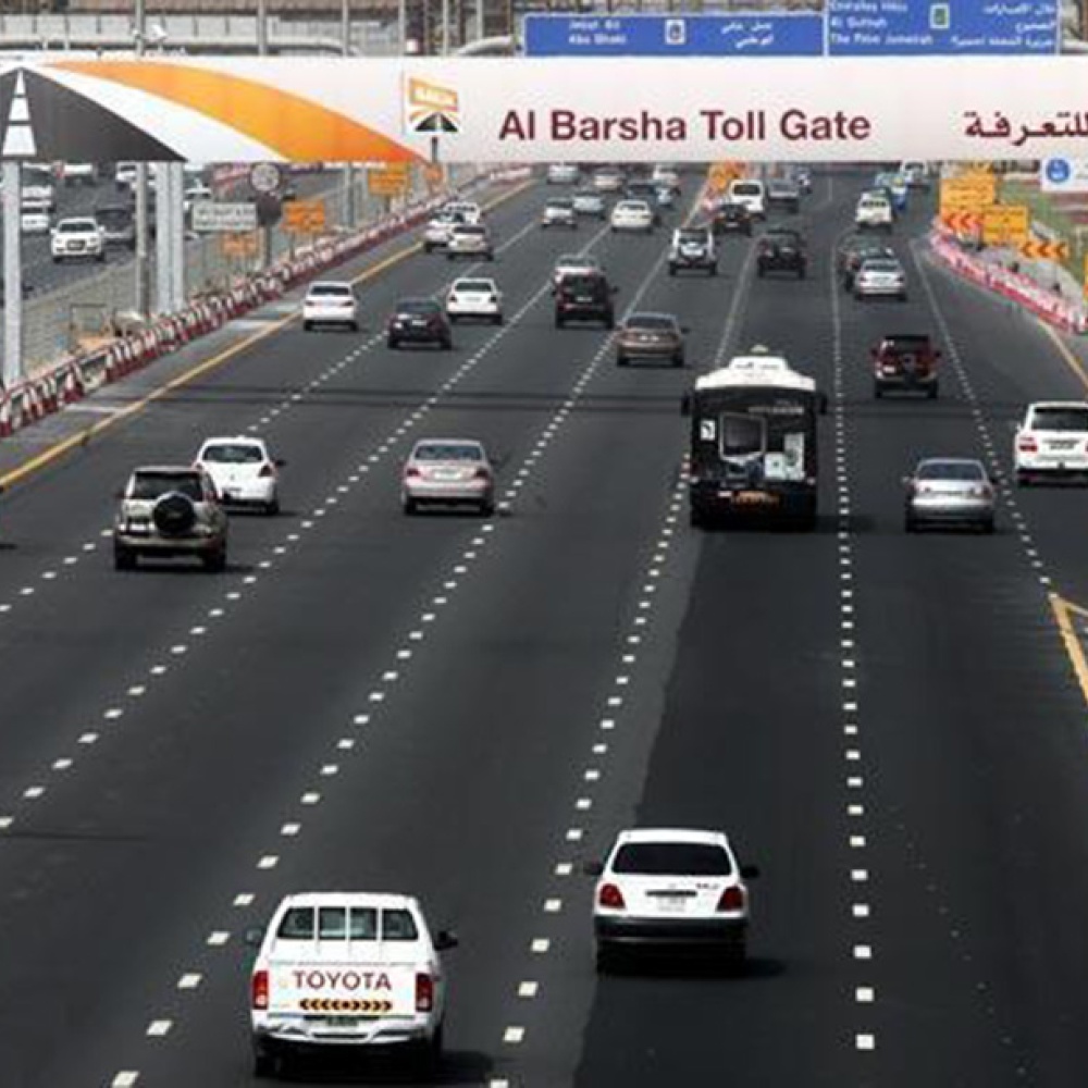 طرق دبي تطلق خدمة التجديد التلقائي لترخيص مركبات الأفراد