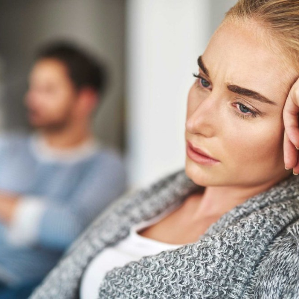 هل الحب والزواج يعرقلان أهداف المرأة أم يساعدانها على تحقيقها