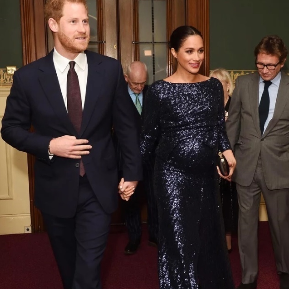 الأمير هاري وميغان ماركل في سهرة مميزة لحضور سيرك دو سوليه أمس 