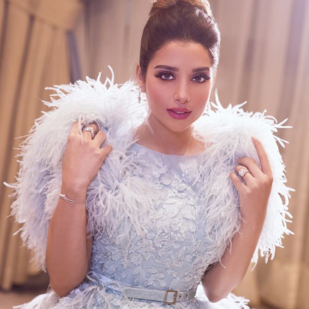 بلقيس فتحي تتألق بمجوهرات Chaumet