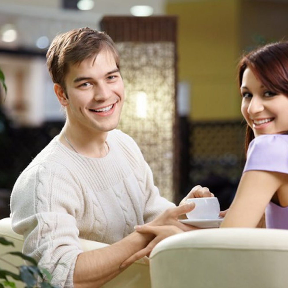 كيف تستطيع المرأة إمتلاك قلب الرجل في الخطوبة