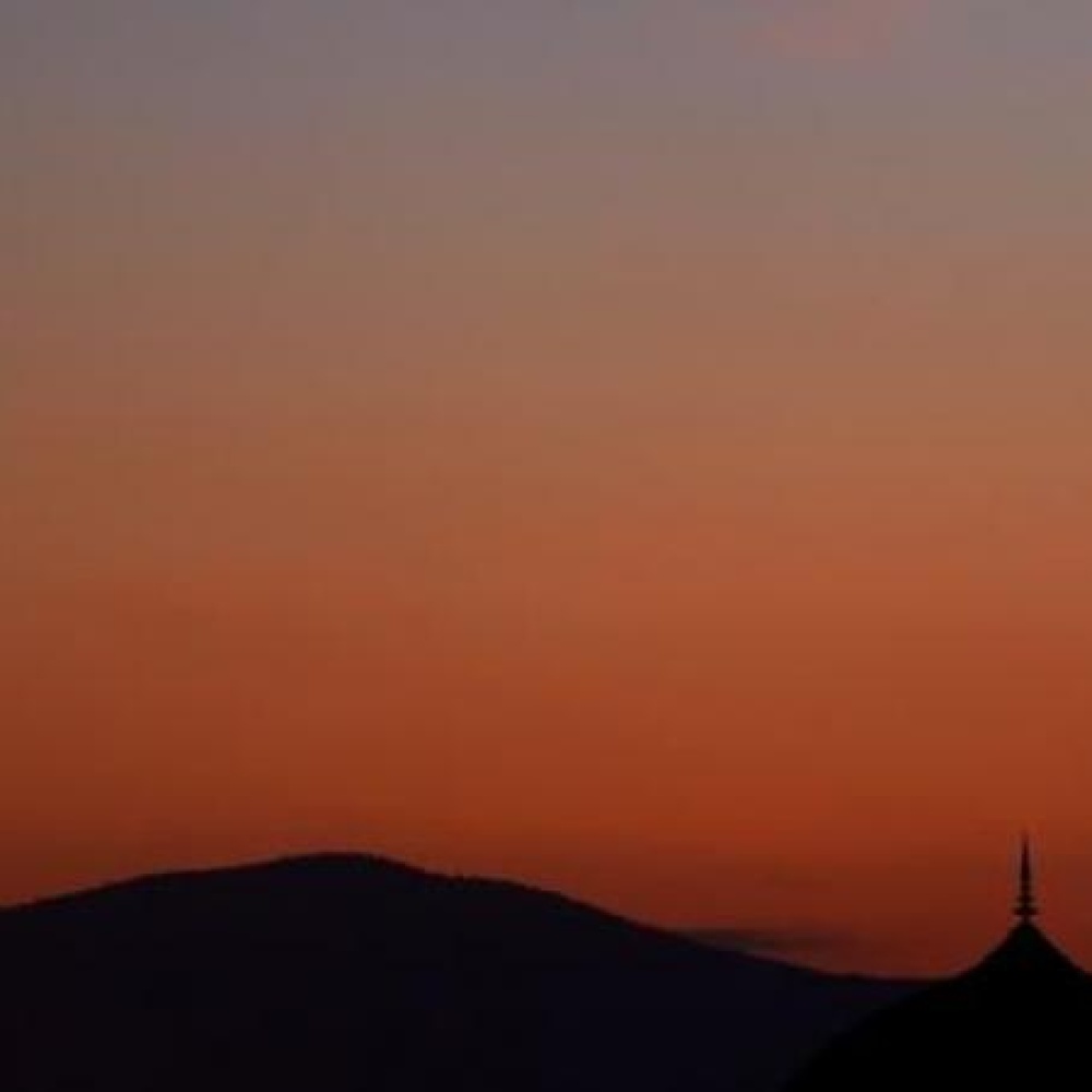 موعد اذان الفجر بتوقيت دبي سادس يوم رمضان 2019
