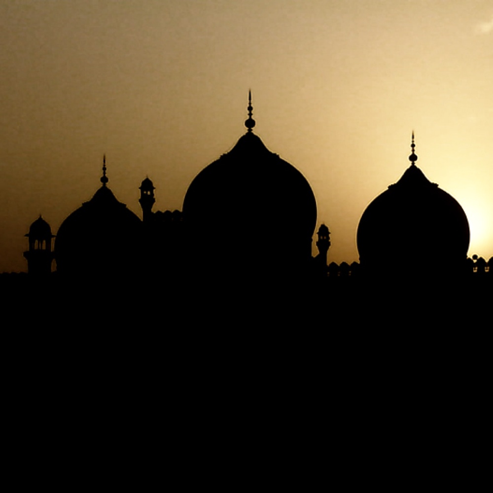 موعد اذان الفجر بتوقيت دبي السادس عشر من رمضان 2019