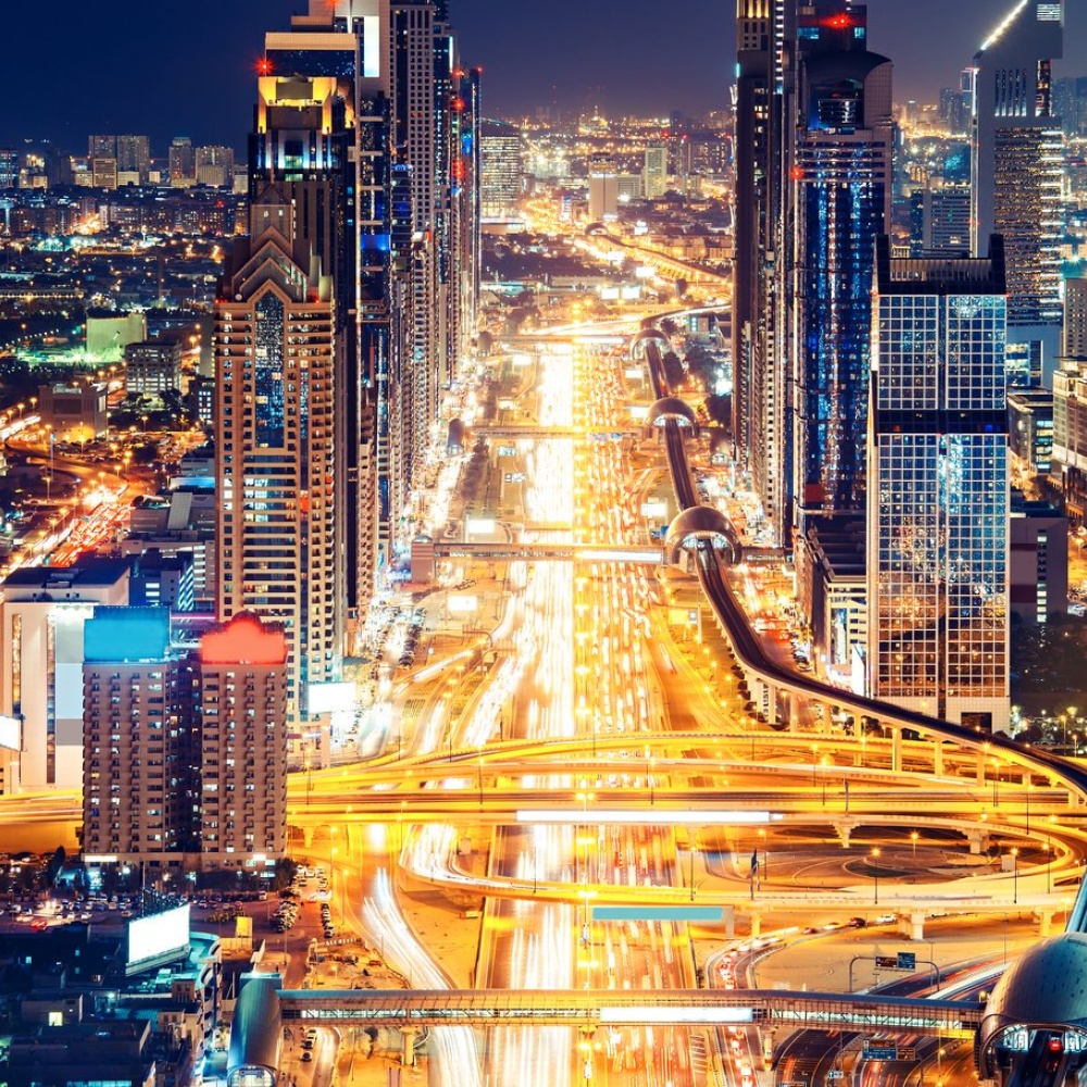 خط دبي للحرير .. انطلاقة جديدة في مضمار التنمية الاقتصادية
