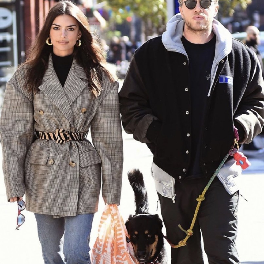 إميلي راتاجكوسكي تتنزه برفقة زوجها في نيويورك