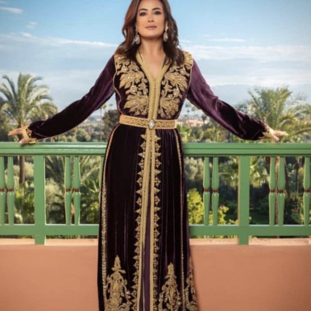 هند صبري تشارك جمهورها إطلالاتها بالقفطان المغربي في مراكش