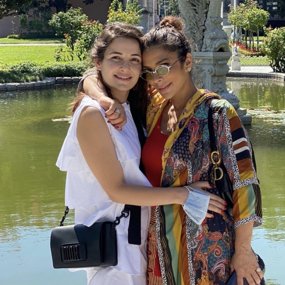 أصالة وابنتها شمس في رحلتهما الأولى خلال عام 2020