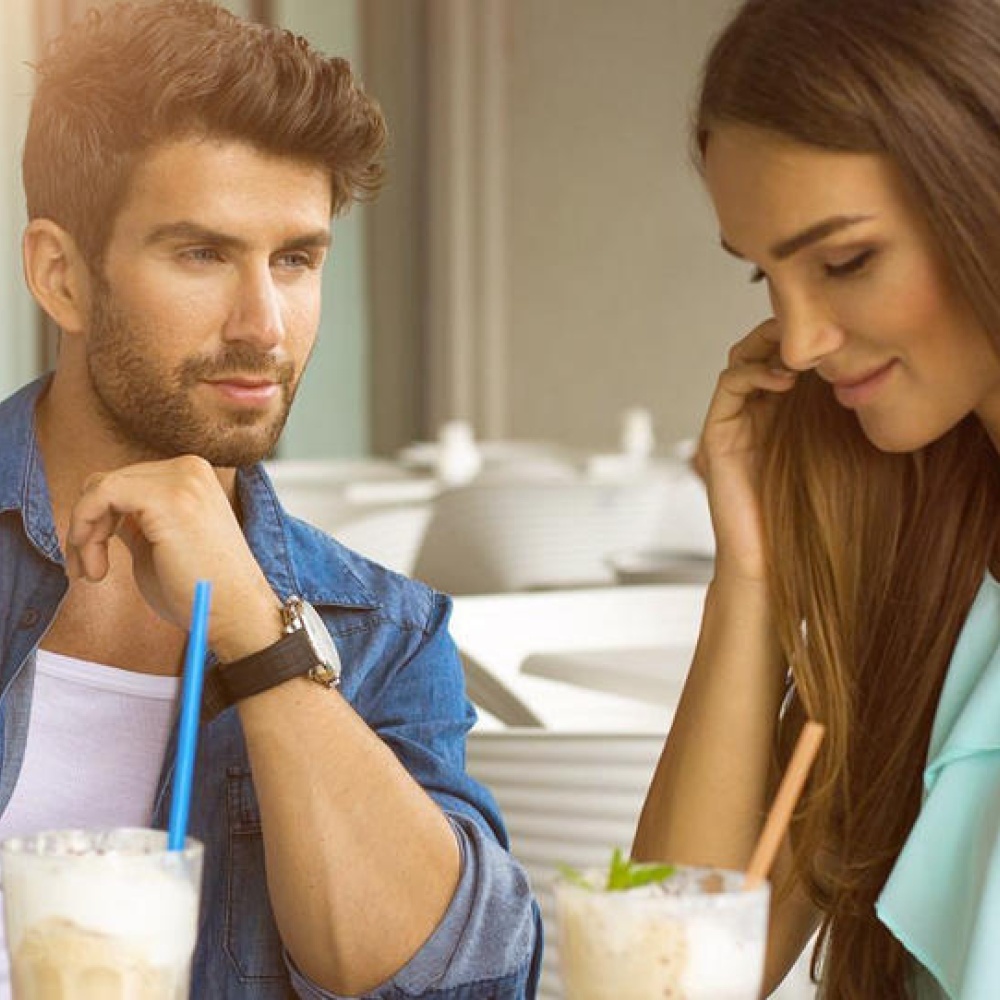 5 أشياء تجذب الرجل في الموعد الأول